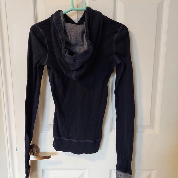 Hollister Navy Sweatshirt Hoodie, Navy, size S - Picture 3 of 4